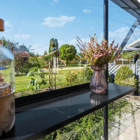 Feriehus In With Kitchen