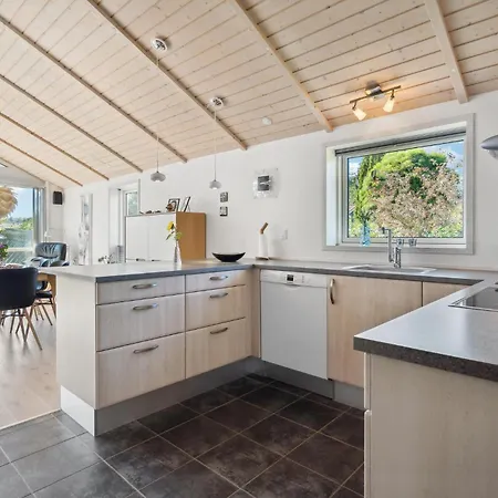 In With Kitchen Feriehus